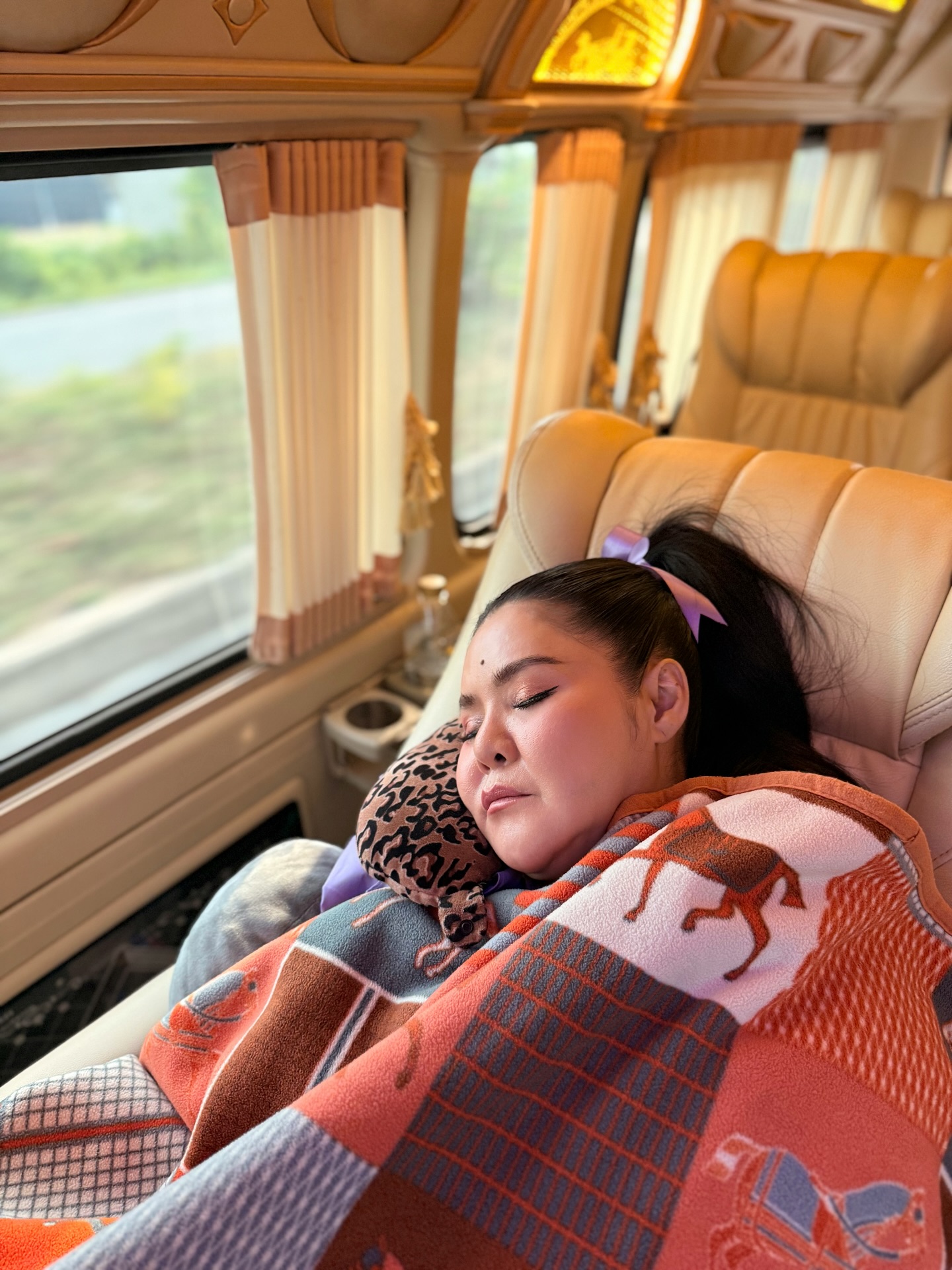 ฮาย อาภาพร