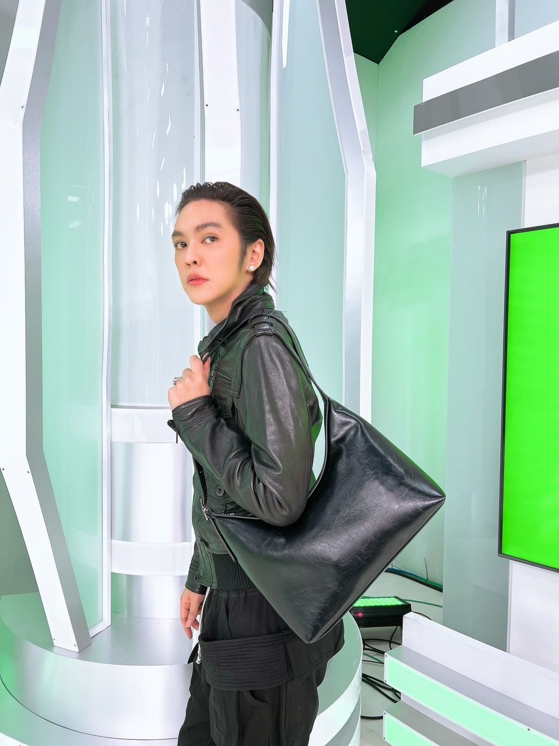 ดัง พันกร