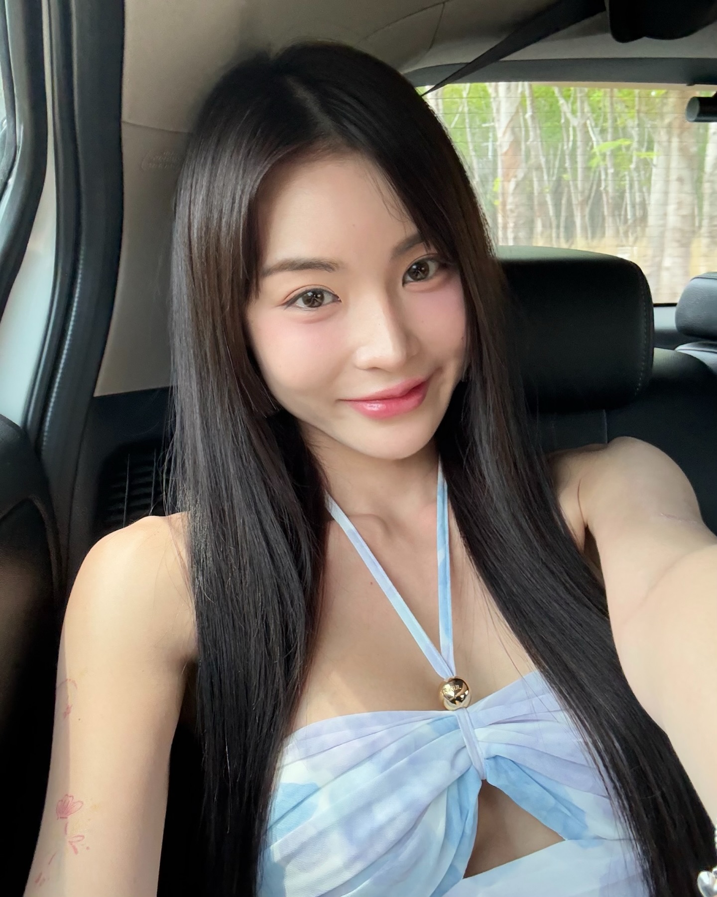 กระปุก พลอยนิรา