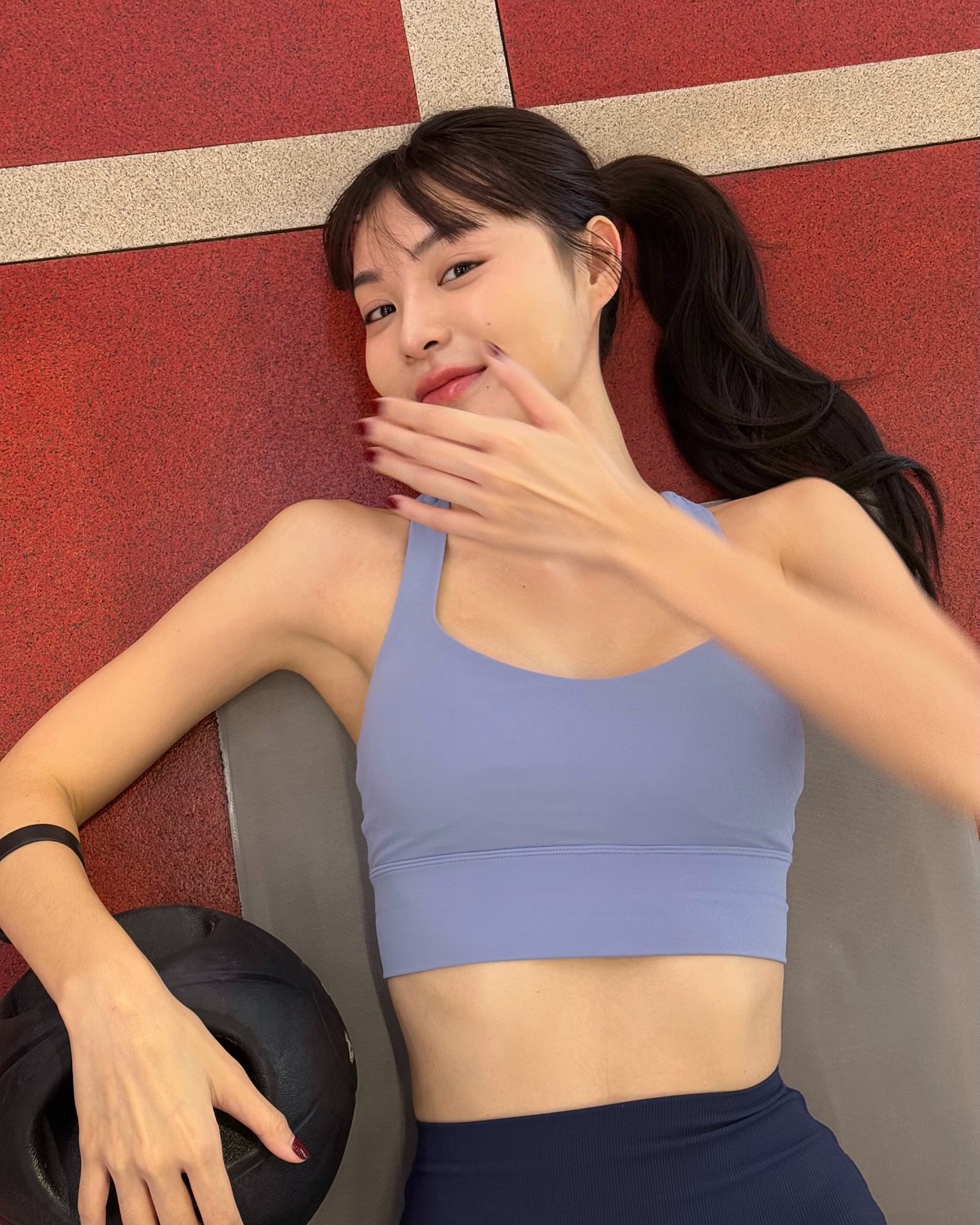 กระปุก พลอยนิรา