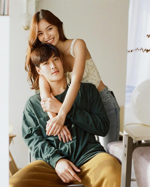 กระปุก พลอยนิรา