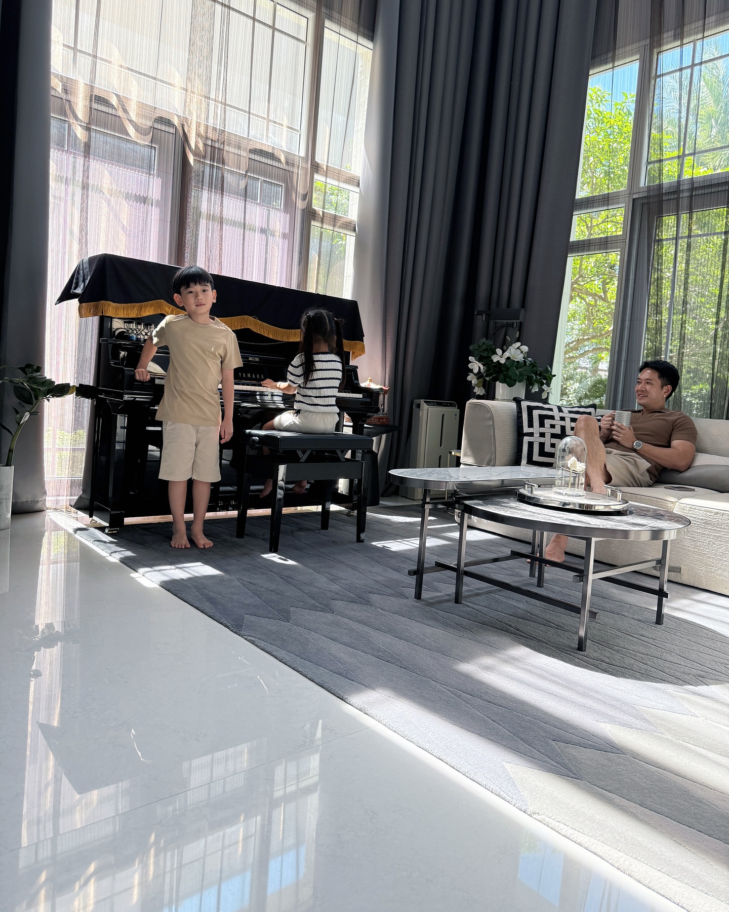 เนย โชติกา