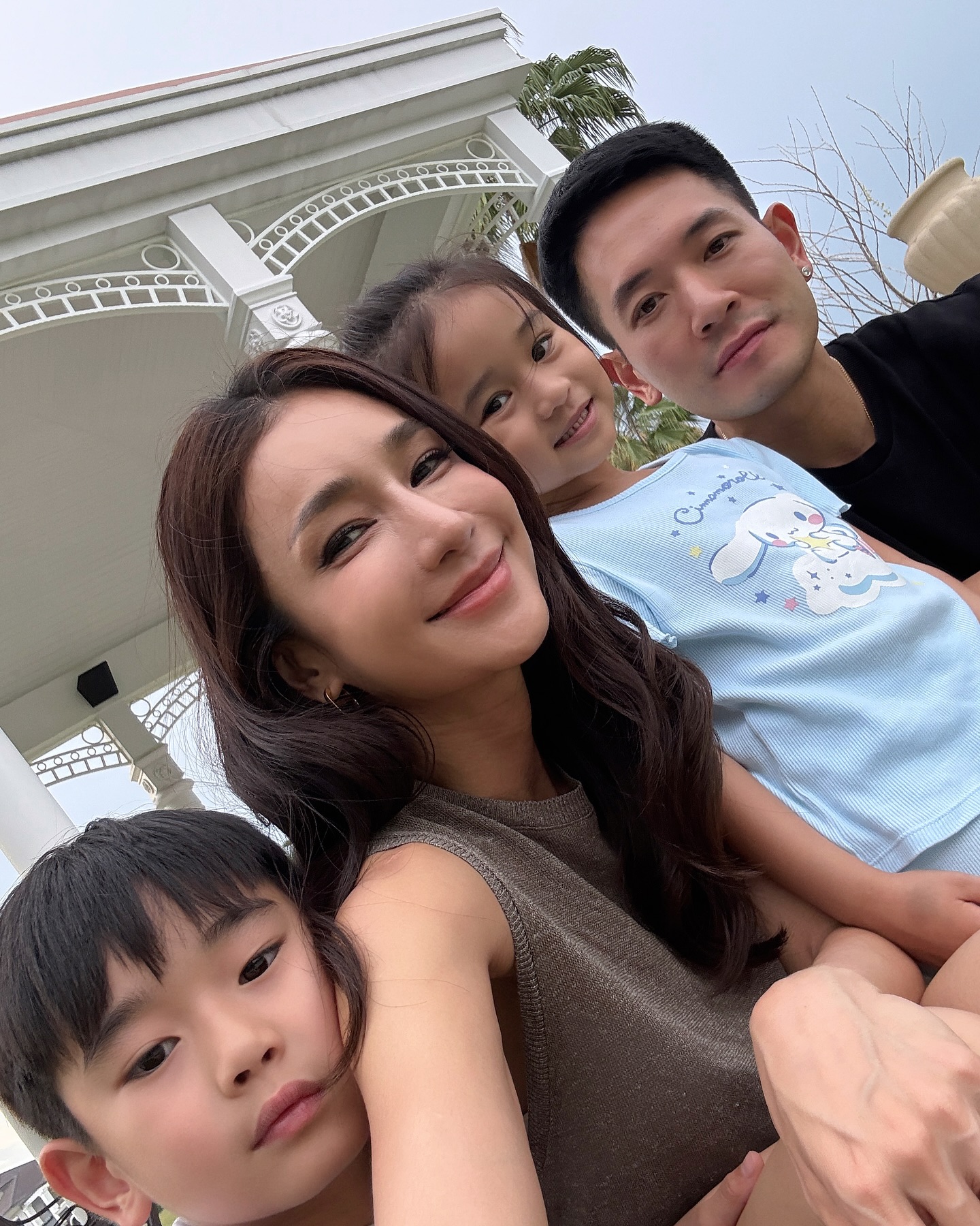 เนย โชติกา