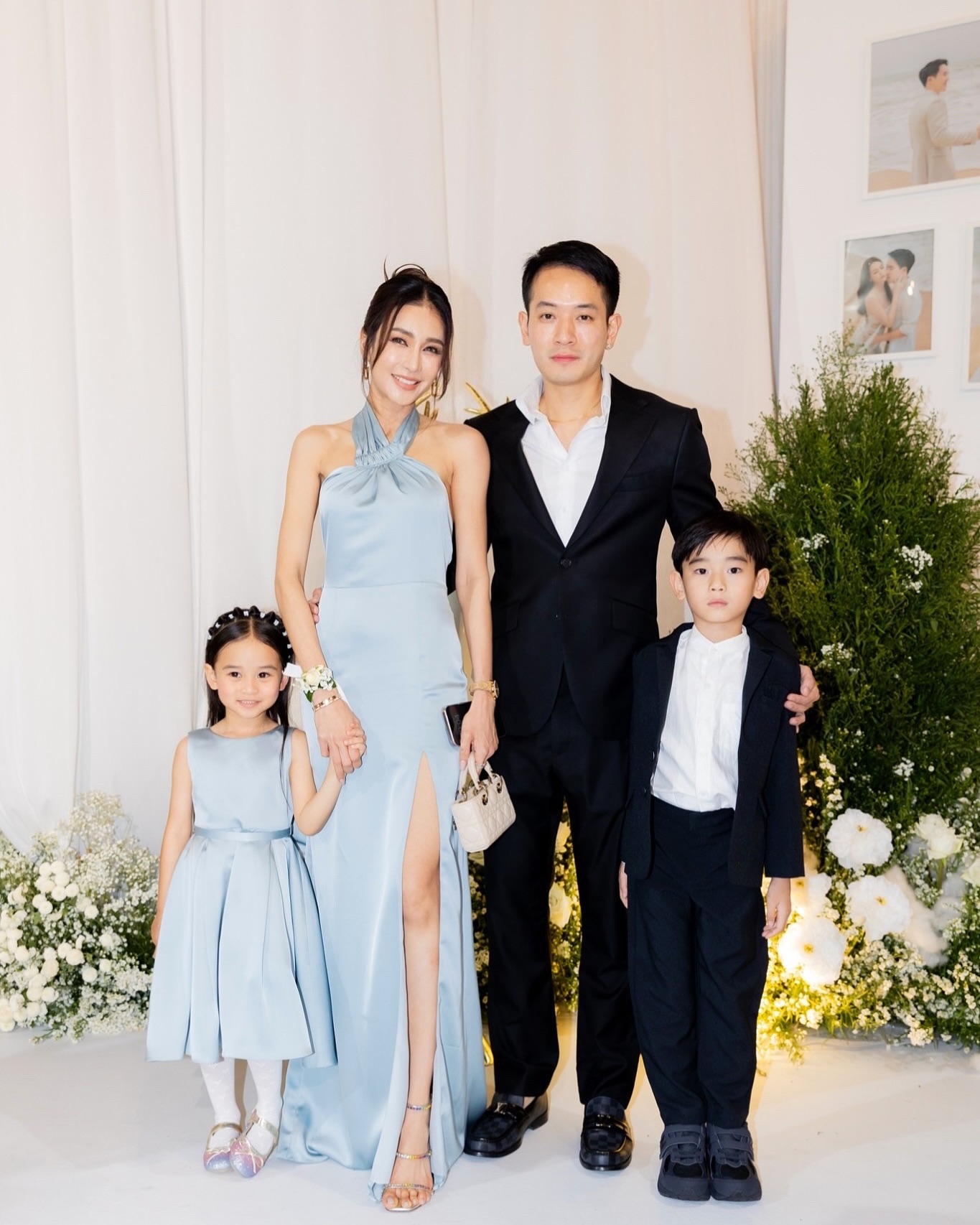 เนย โชติกา