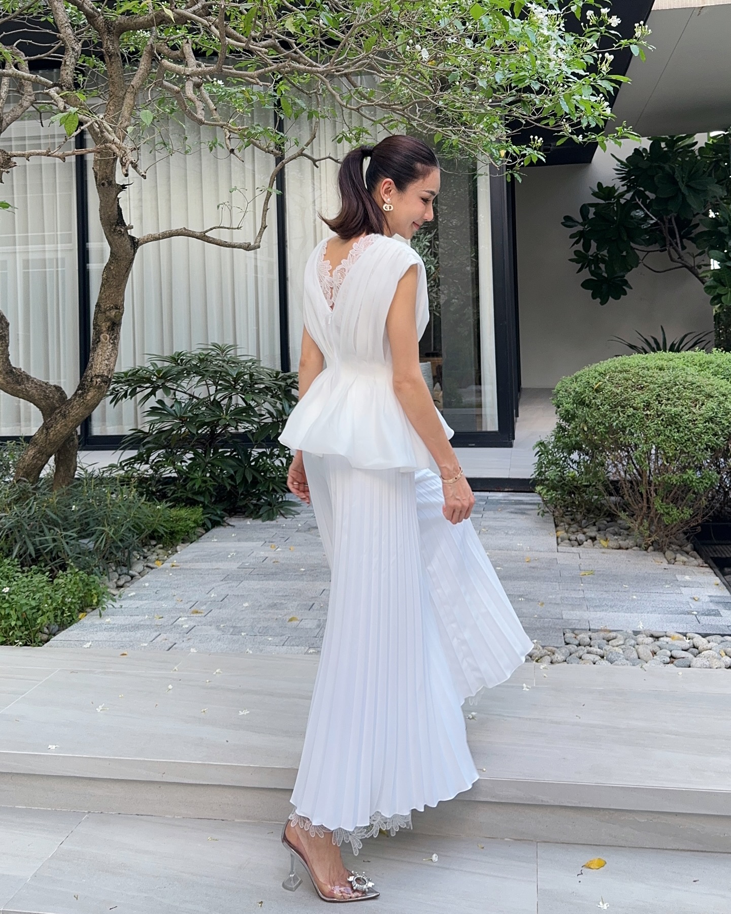 เนย โชติกา