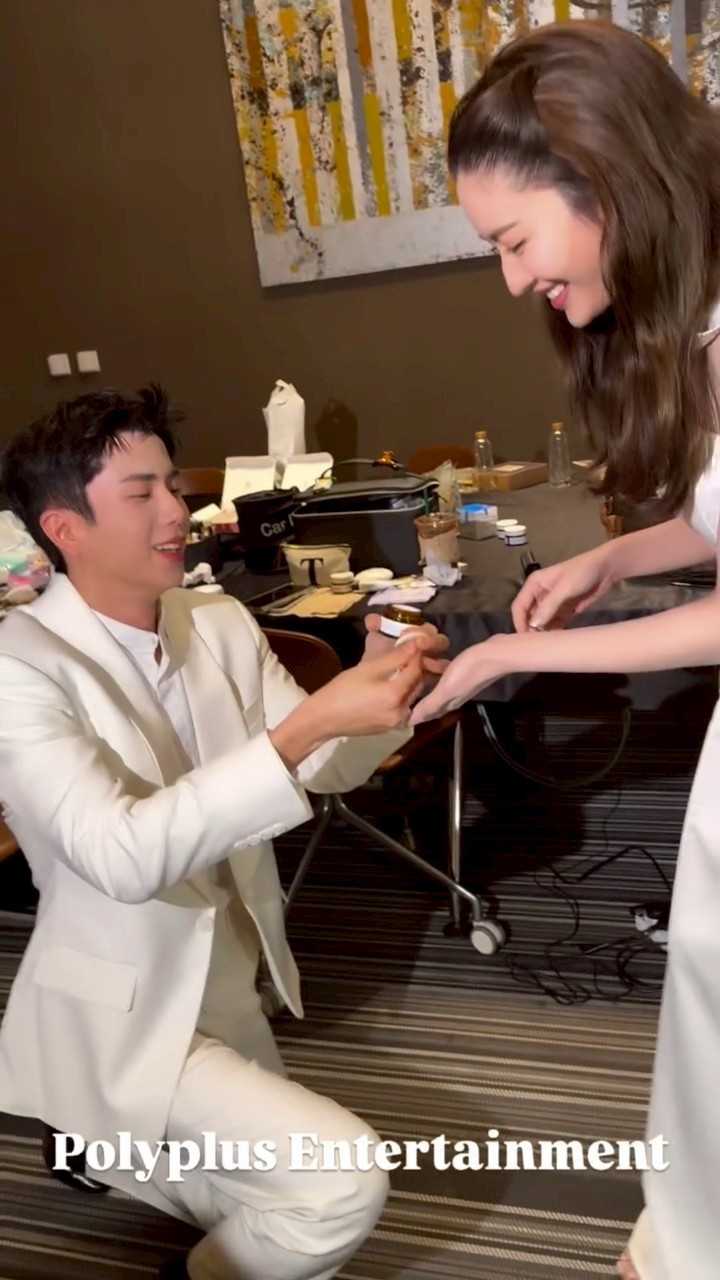 แอฟ นนกุล