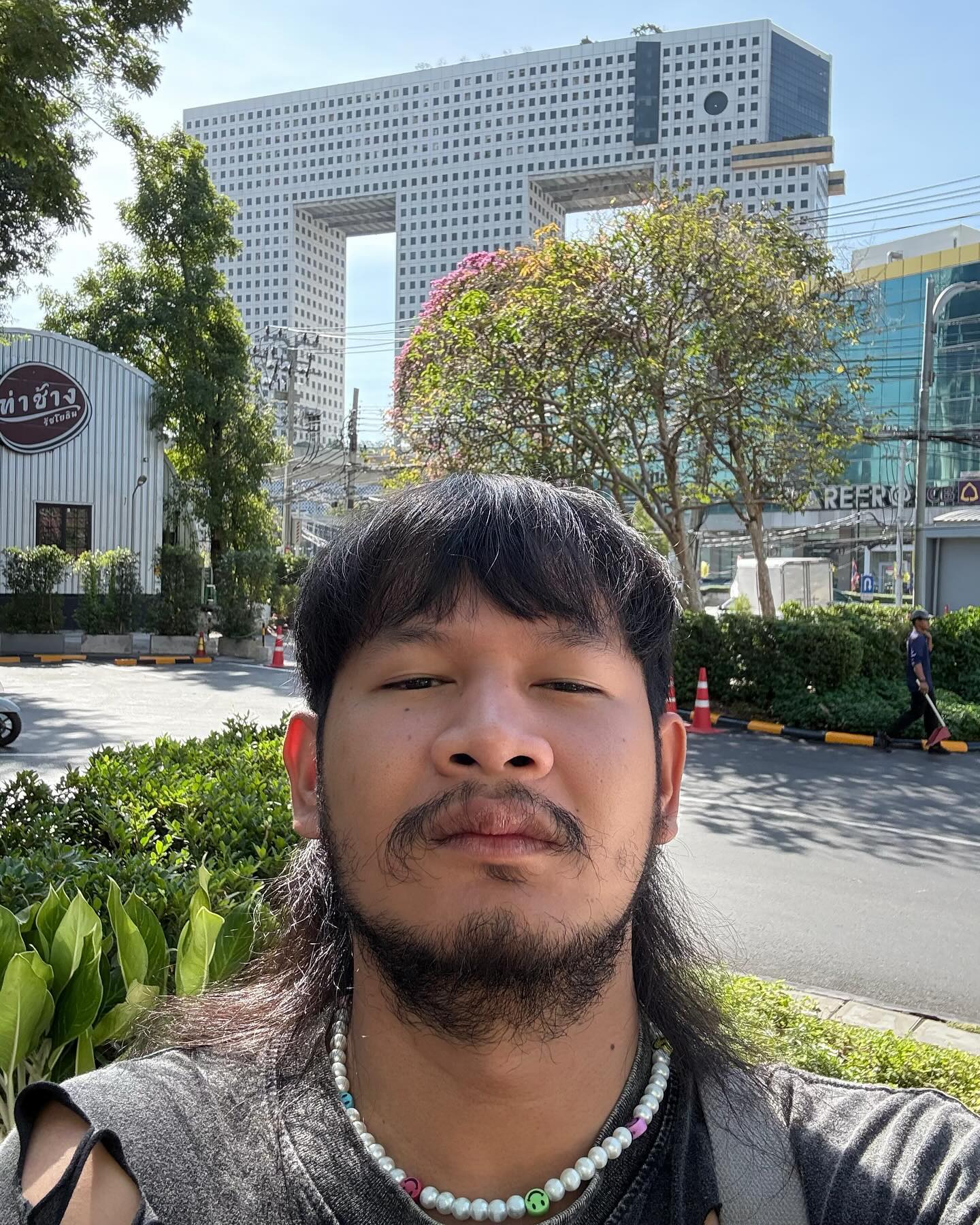 จ่าลอด ไทบ้าน