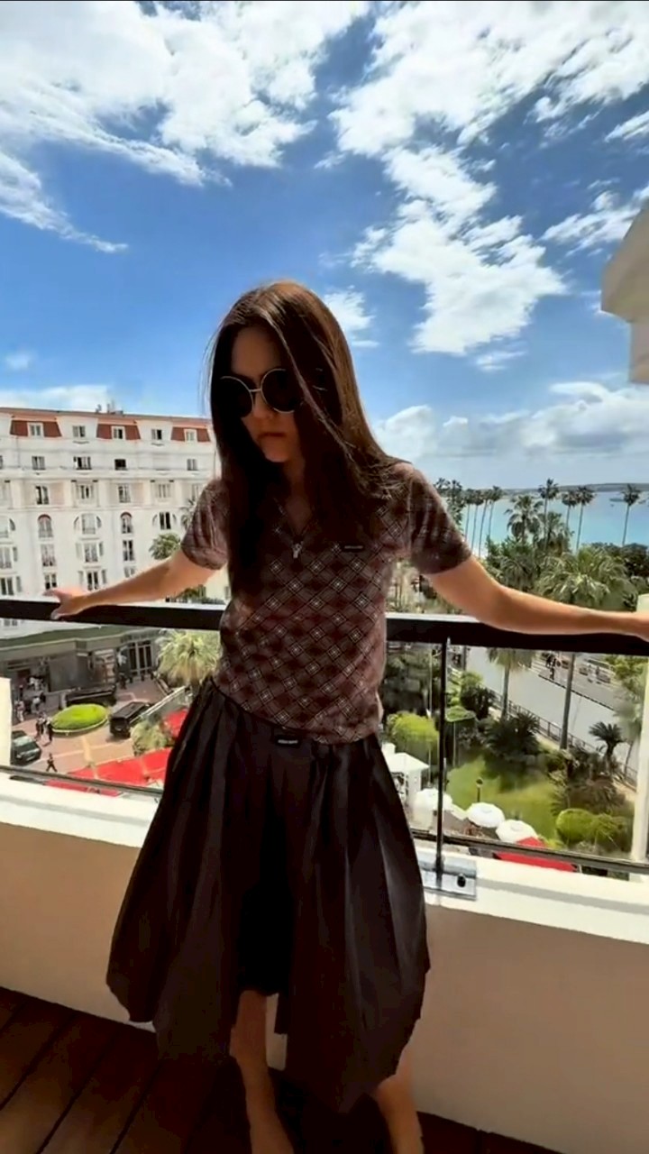 ชมพู่ อารยา