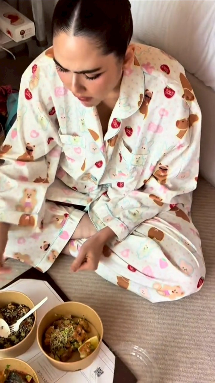 ชมพู่ อารยา