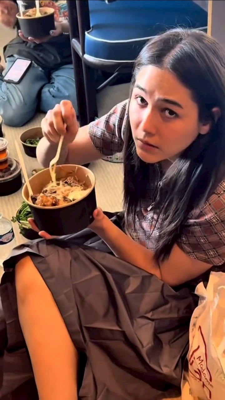 ชมพู่ อารยา