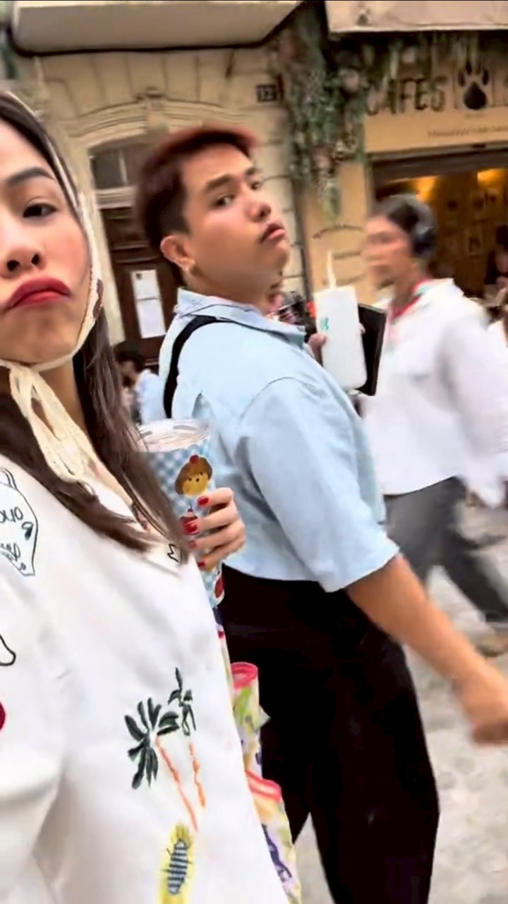 ชมพู่ อารยา