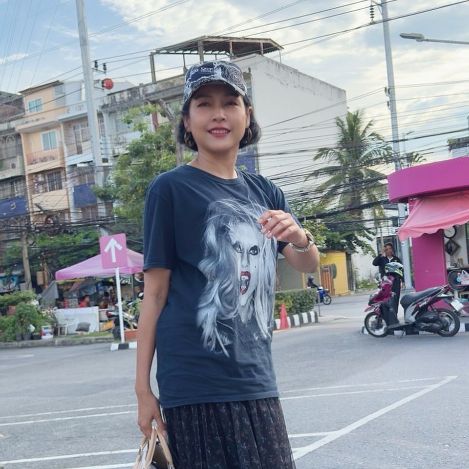 หน่อย บุษกร