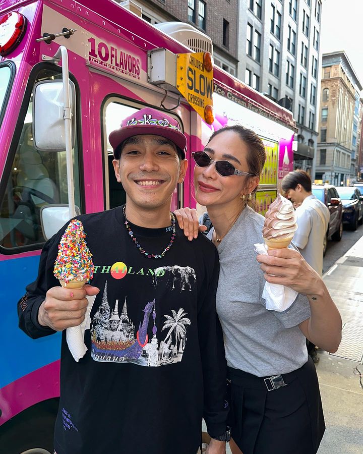 พลอย เฌอมาลย์