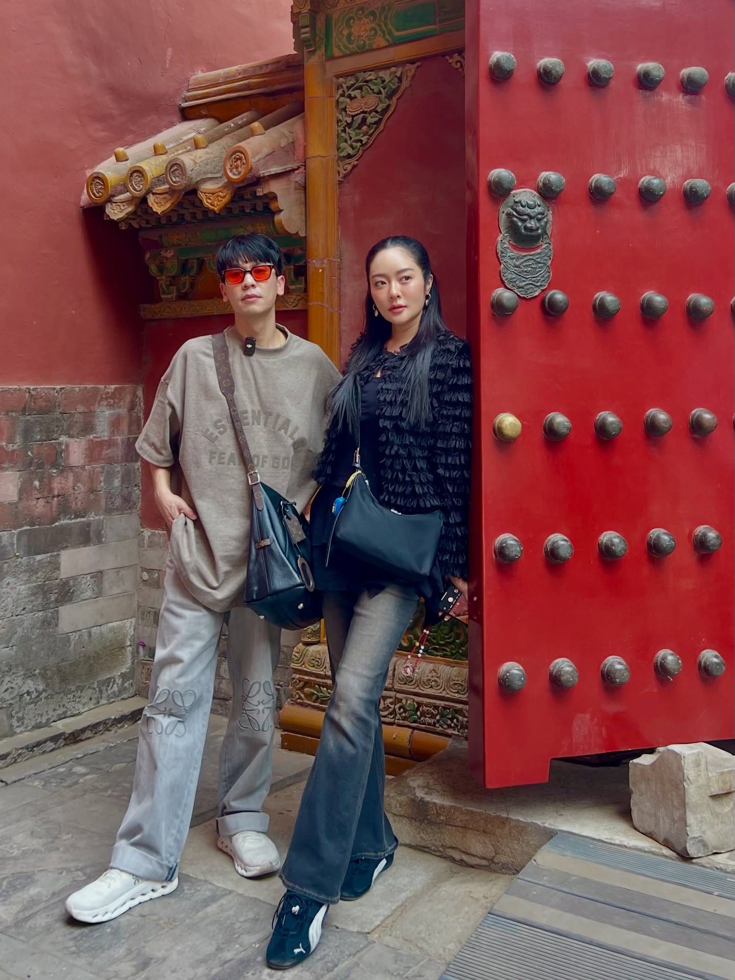 แก้มบุ๋ม พีท