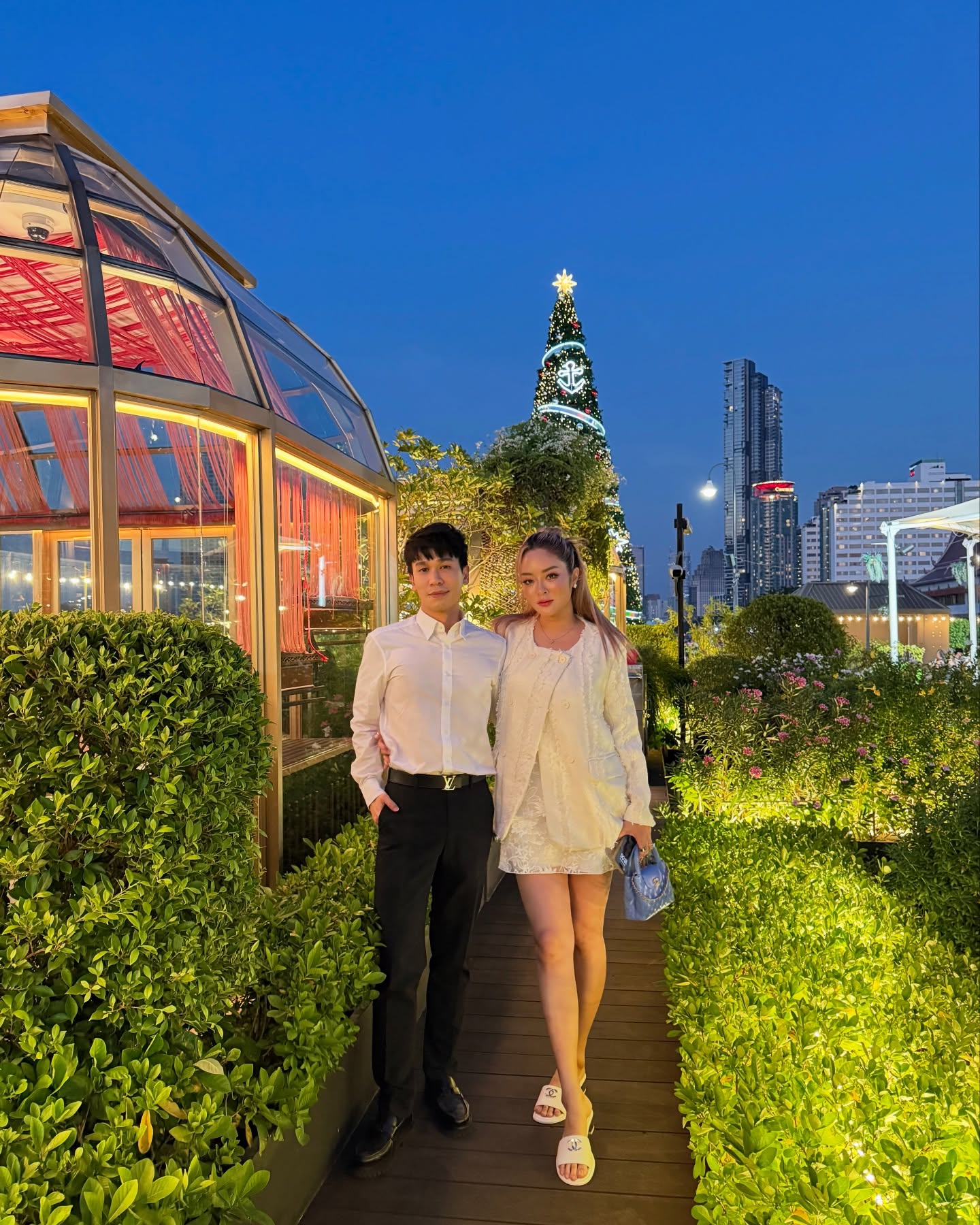 แก้มบุ๋ม พีท