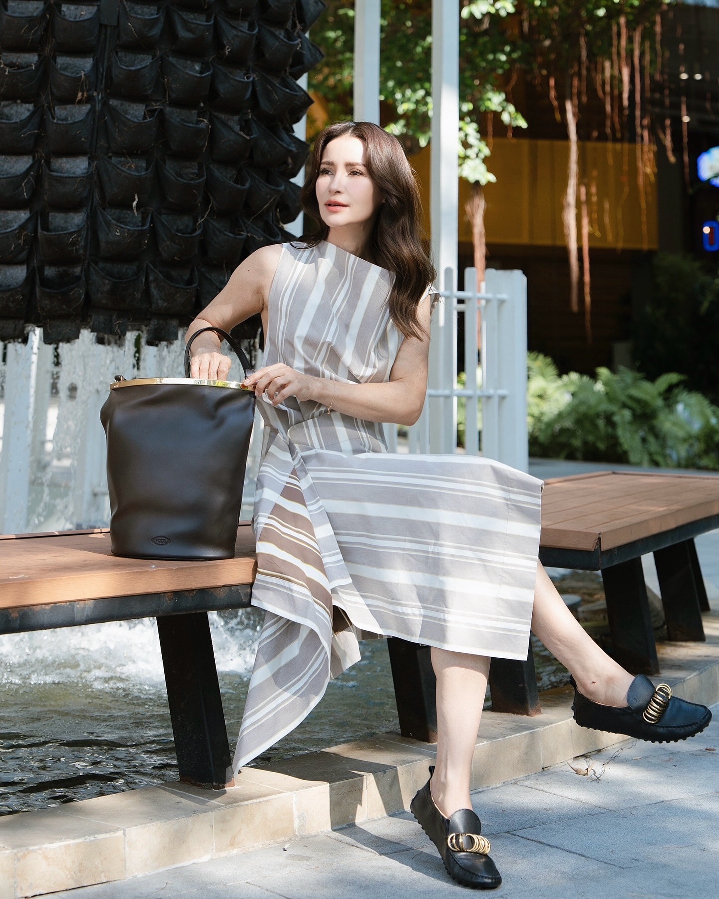 แอน ทองประสม