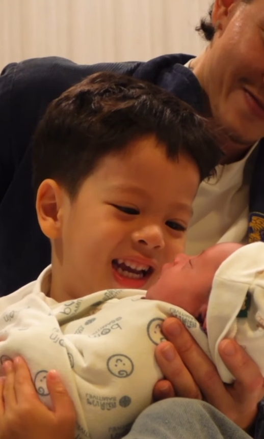 กวินท์ ปุ้มปุ้ย