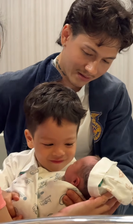 กวินท์ ปุ้มปุ้ย