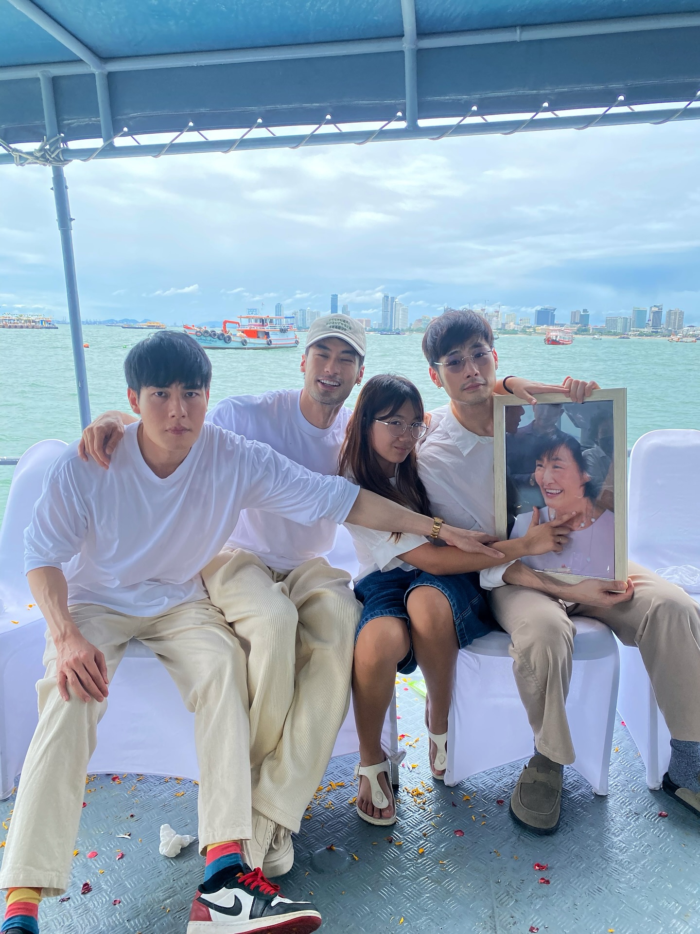 บอย หน่อง ภัทร