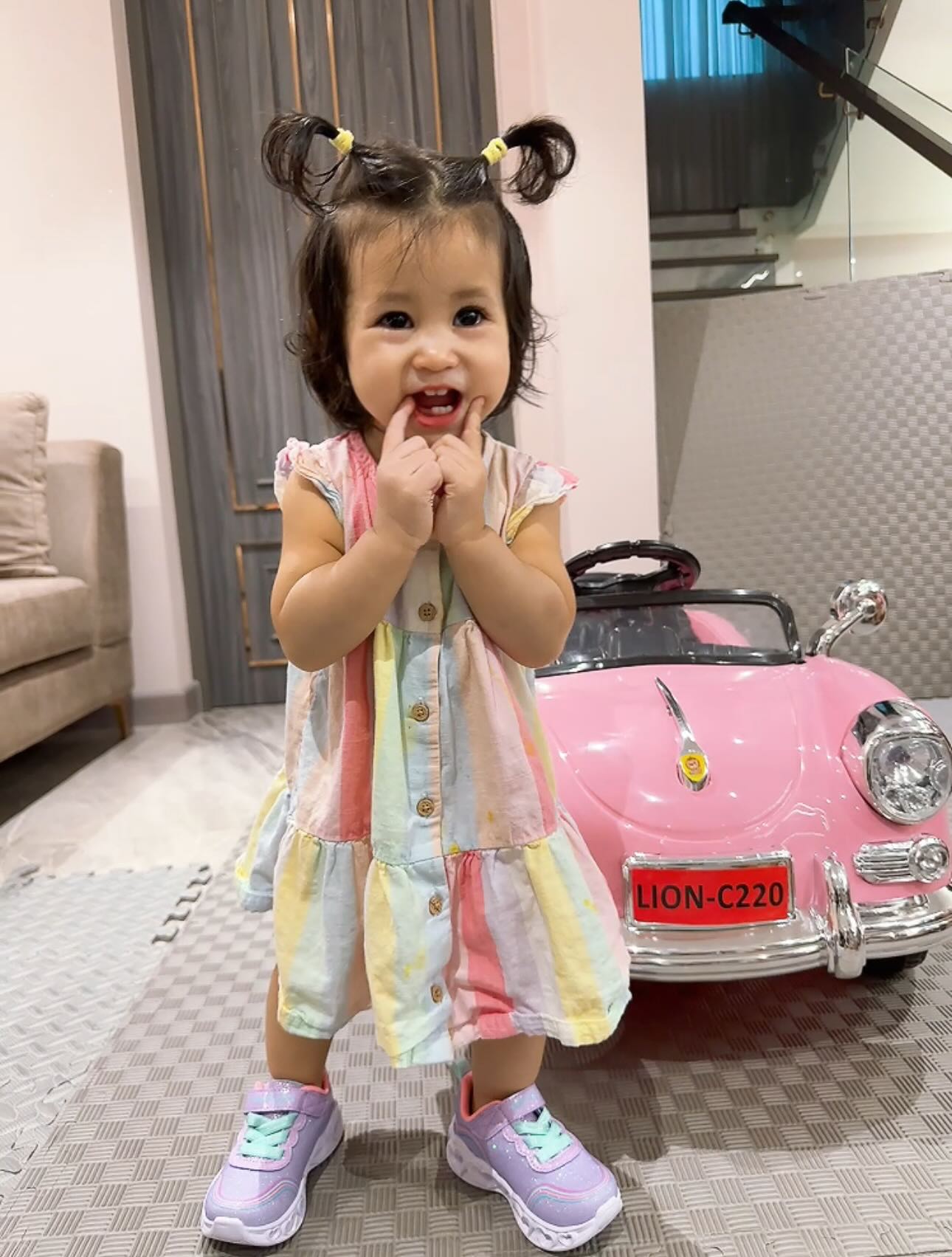 น้องพราวตะวัน