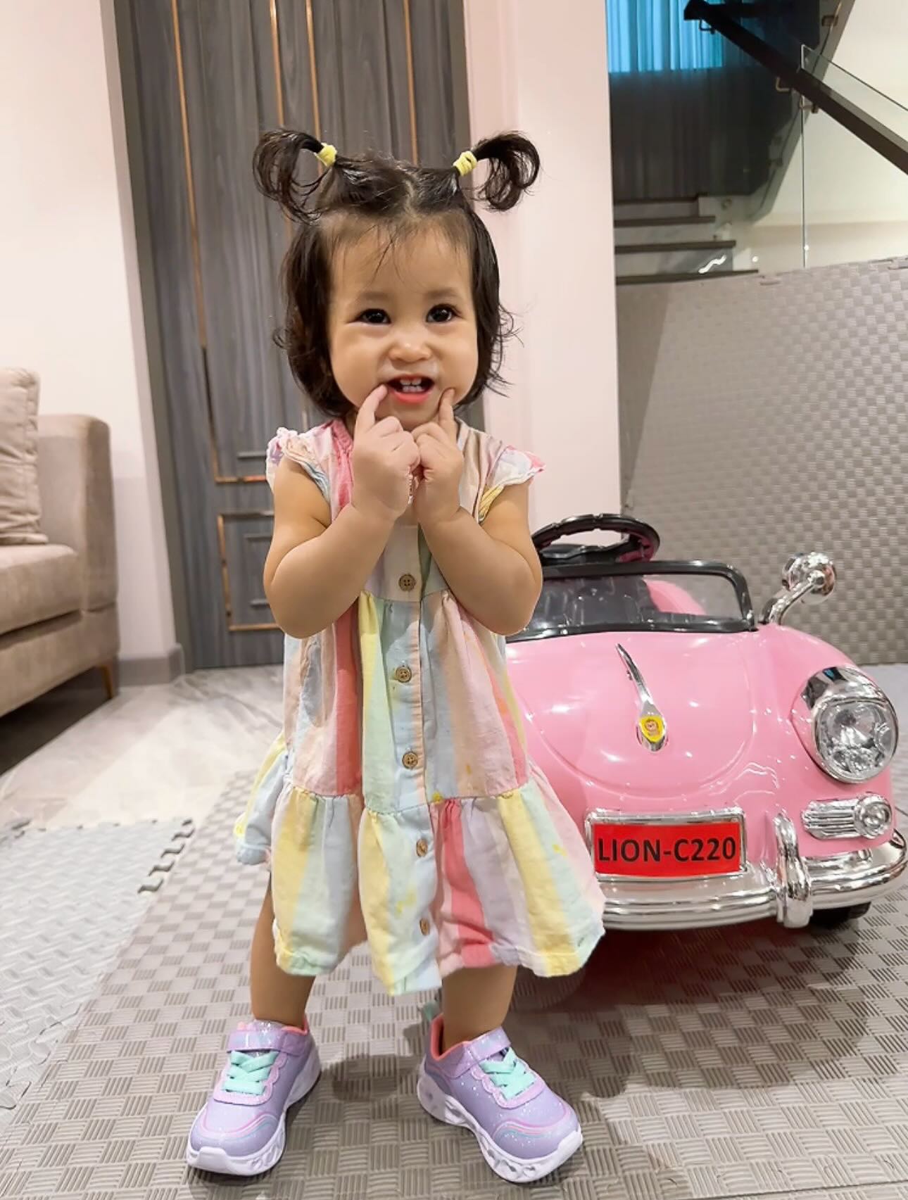 น้องพราวตะวัน