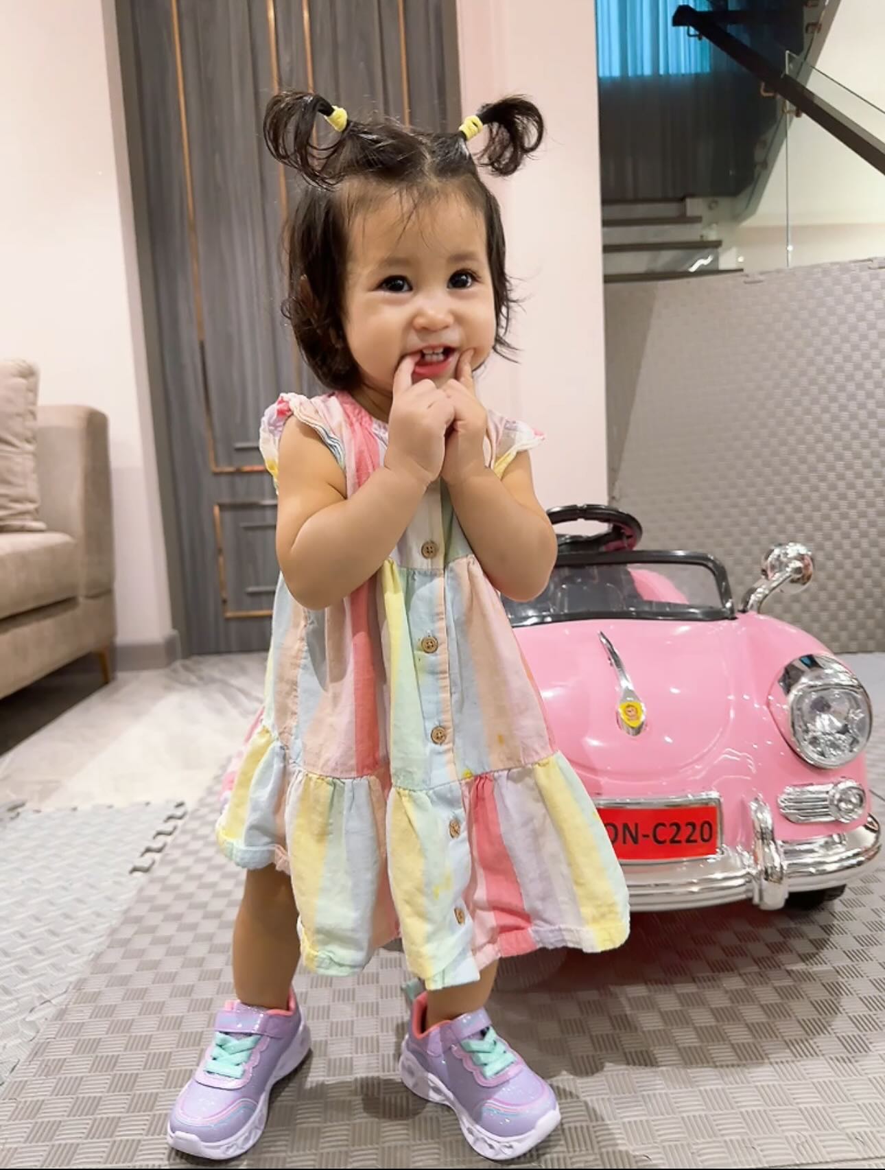 น้องพราวตะวัน