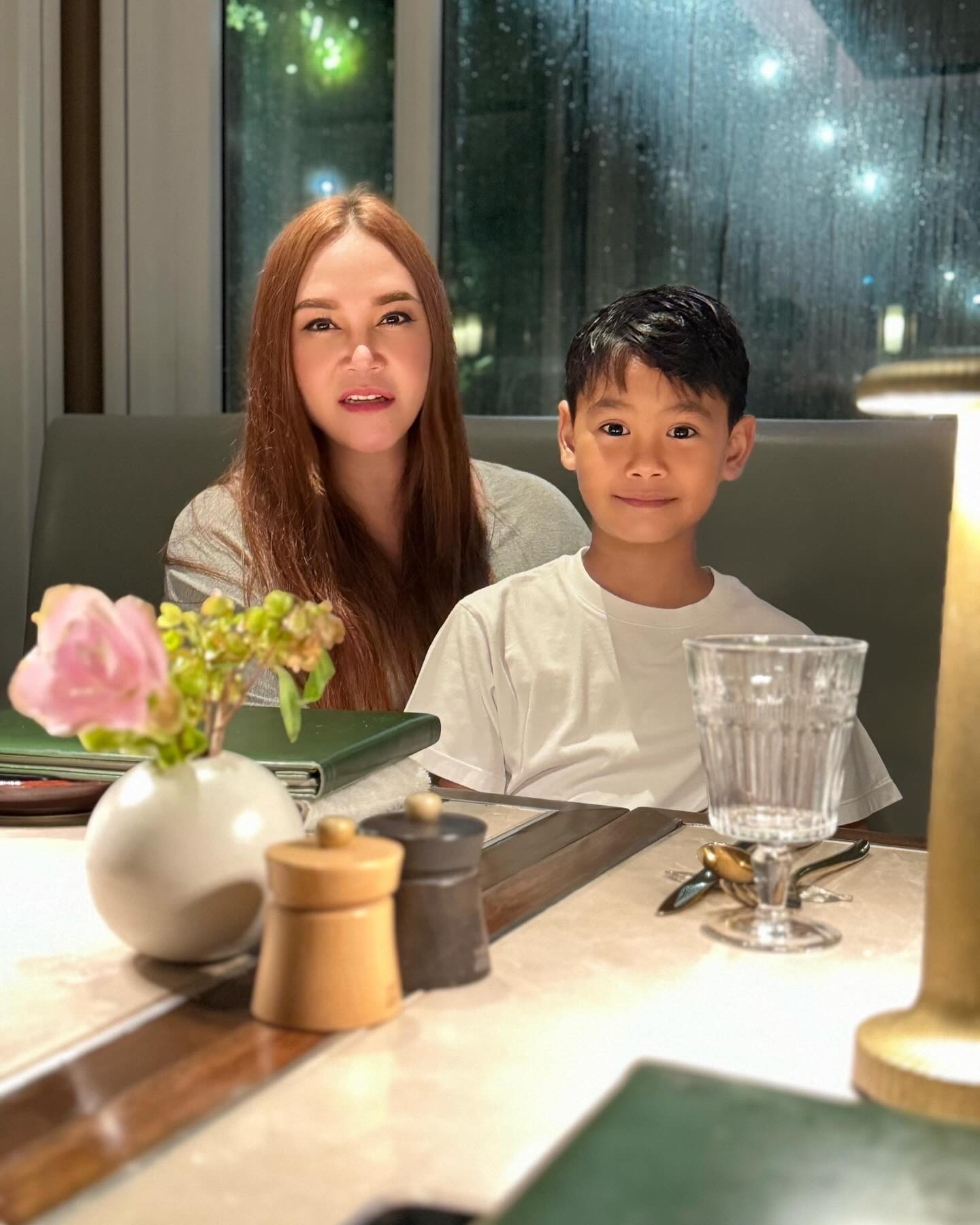 ทาทา ยัง