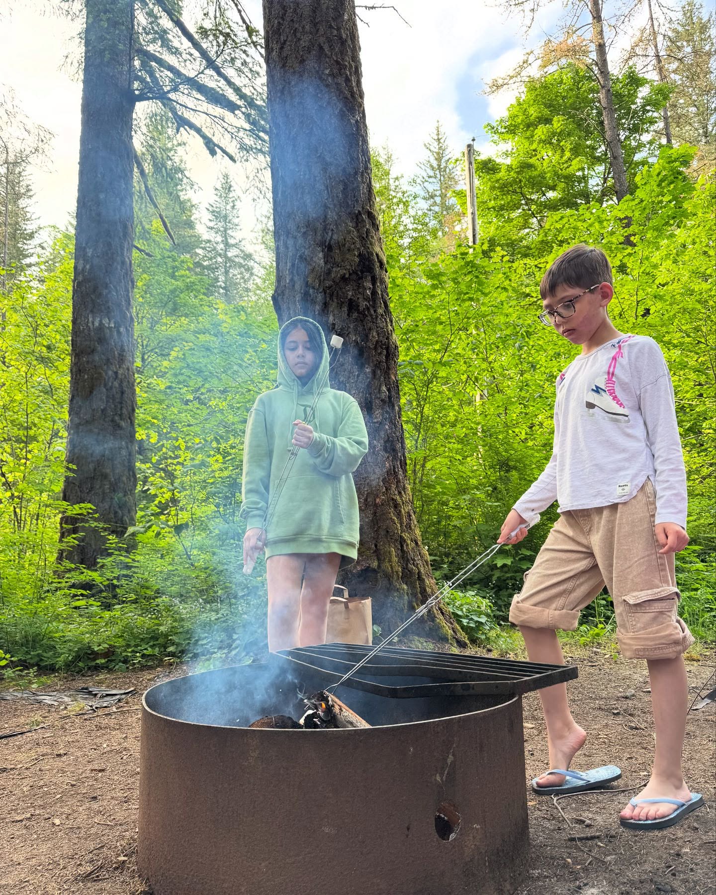 อุ้ม สิริยากร