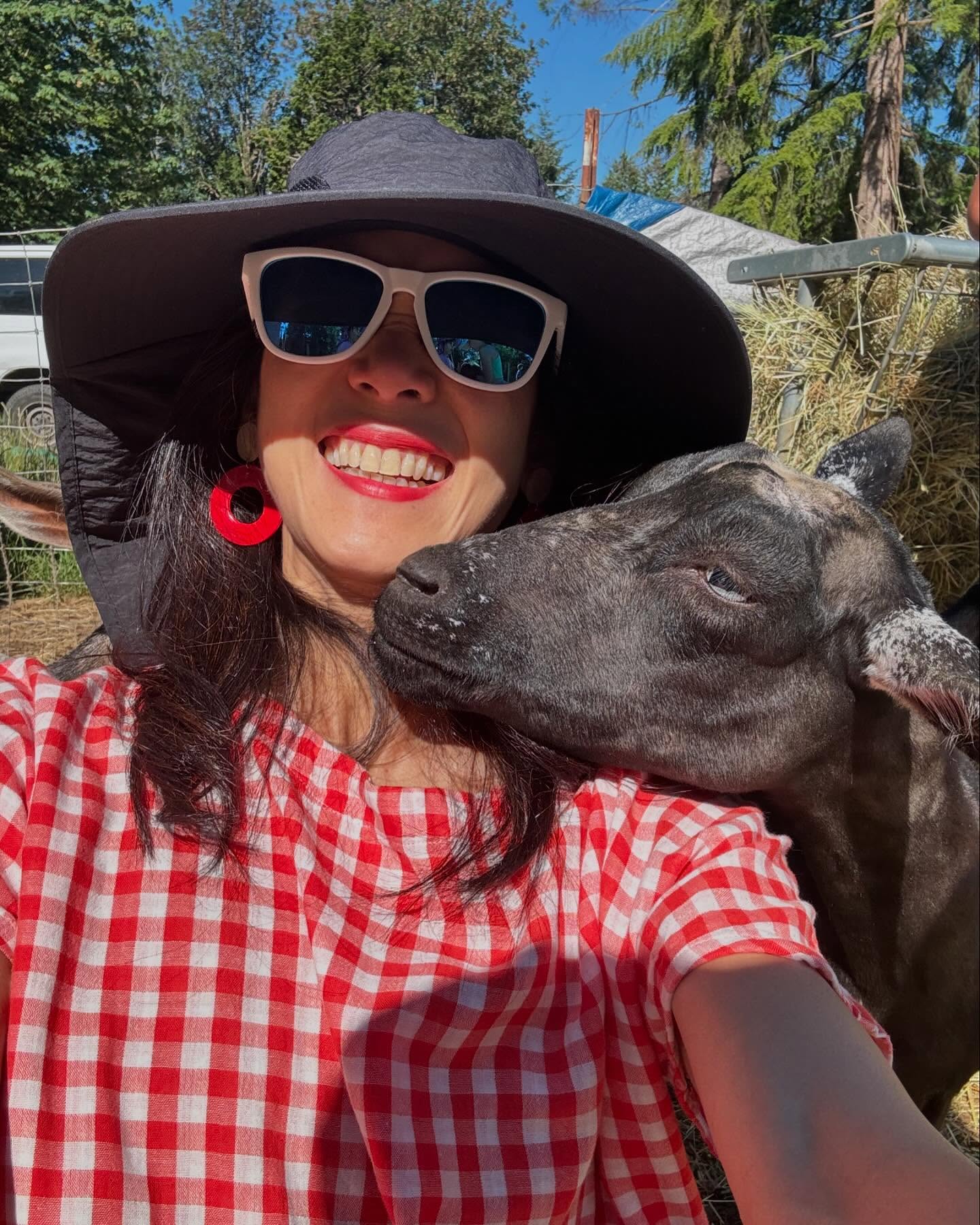 อุ้ม สิริยากร