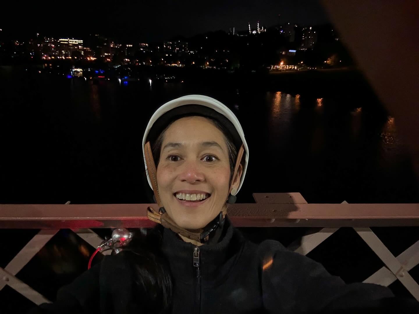 อุ้ม สิริยากร