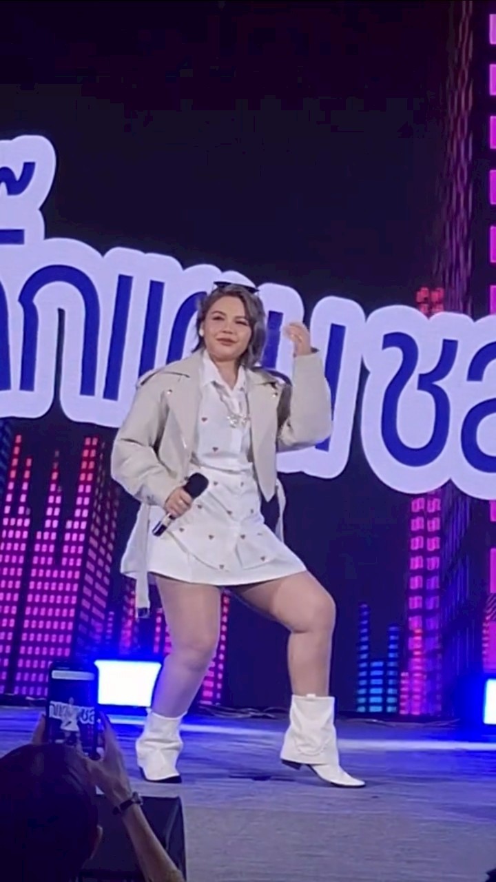 ตั๊กแตน ชลดา