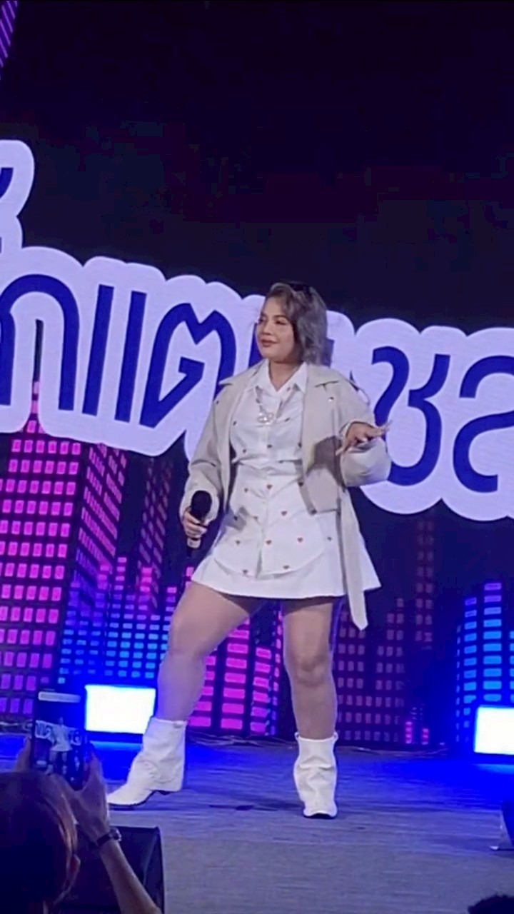 ตั๊กแตน ชลดา