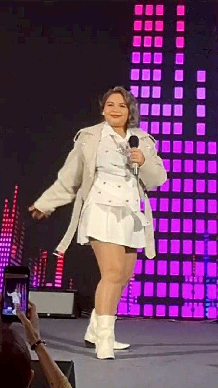 ตั๊กแตน ชลดา