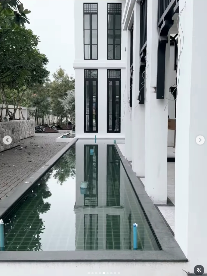 เพื่อน คณิน