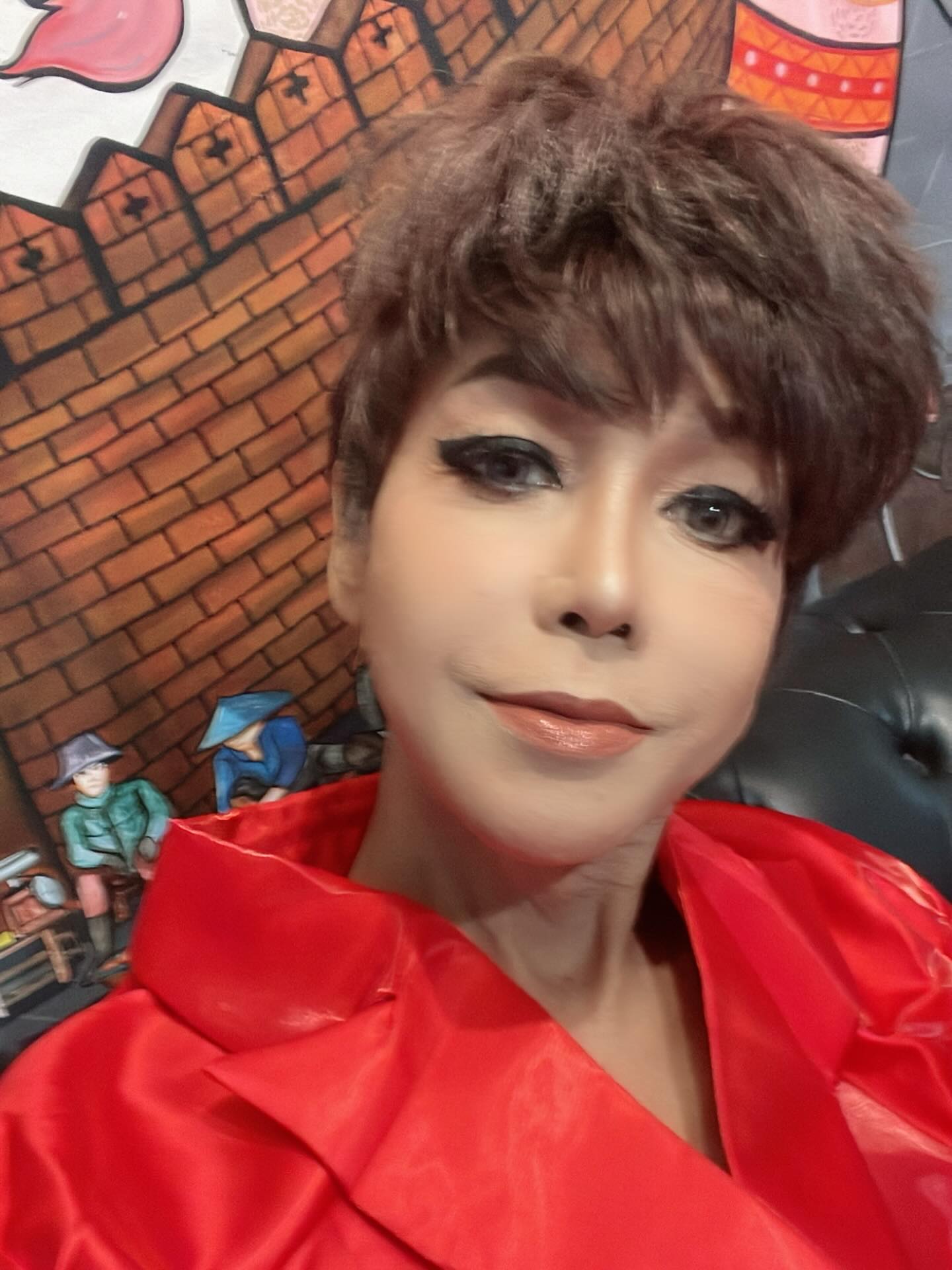 มัม ลาโคนิค