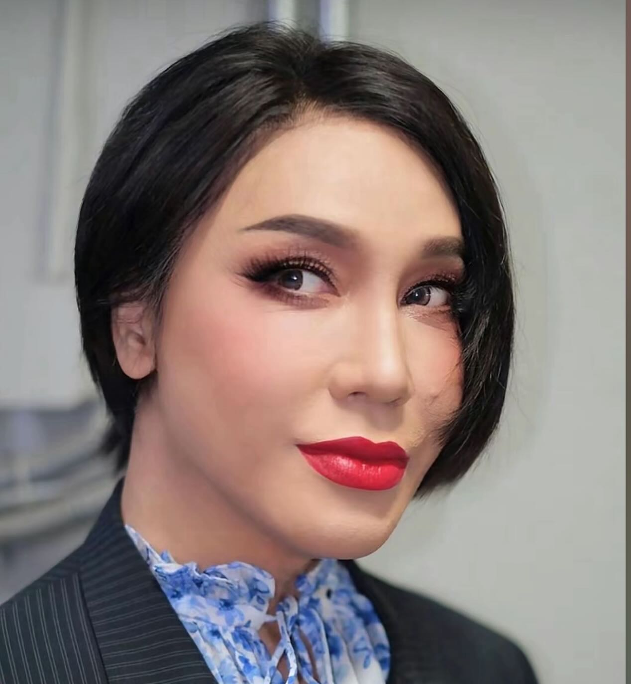 มัม ลาโคนิค