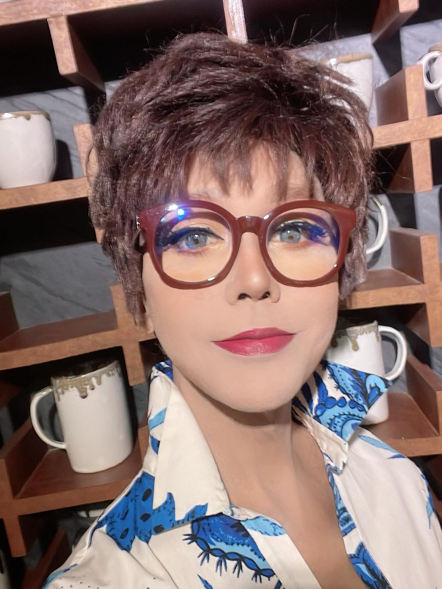 มัม ลาโคนิค