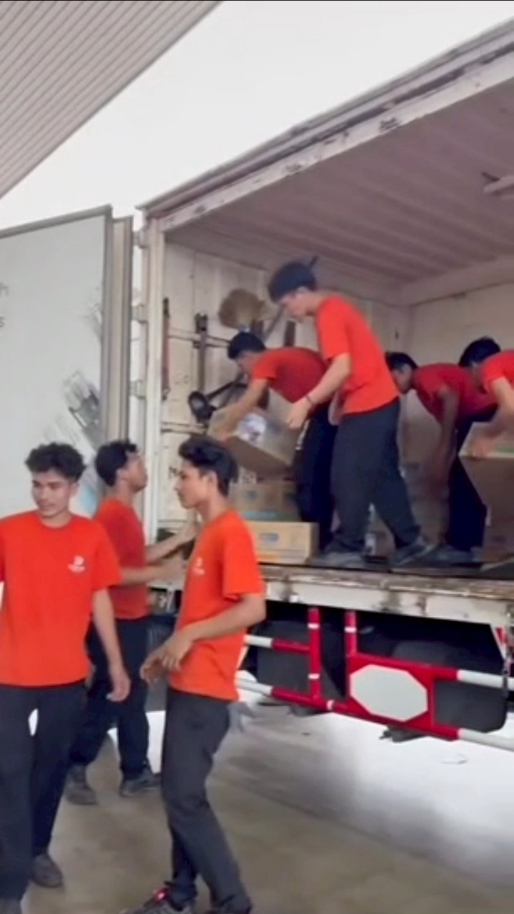 ชมพู่ น็อต