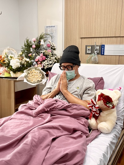 มัม ลาโคนิค