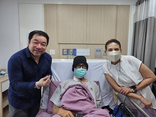 มัม ลาโคนิค