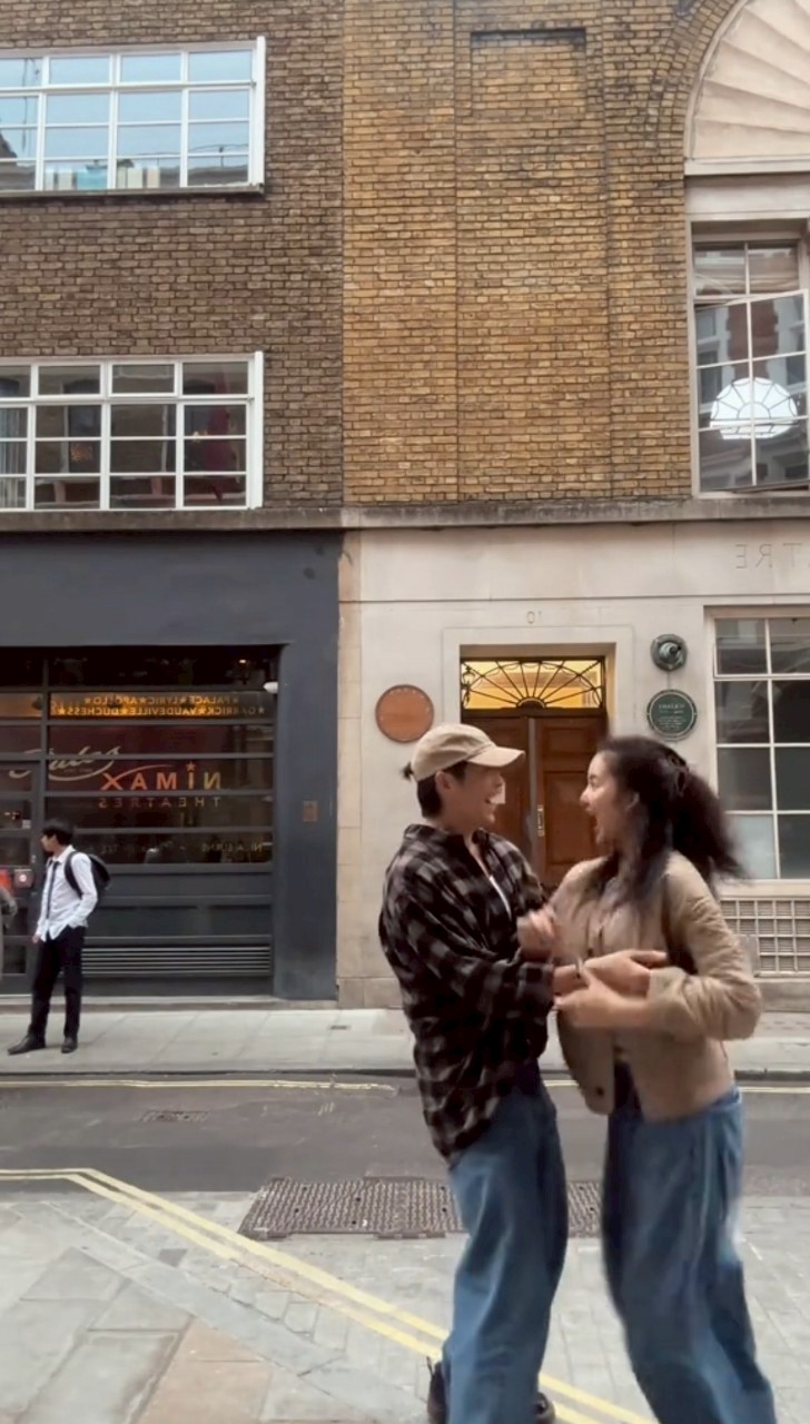 โบว์ อาเล็ก