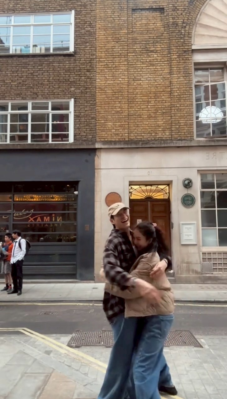 โบว์ อาเล็ก