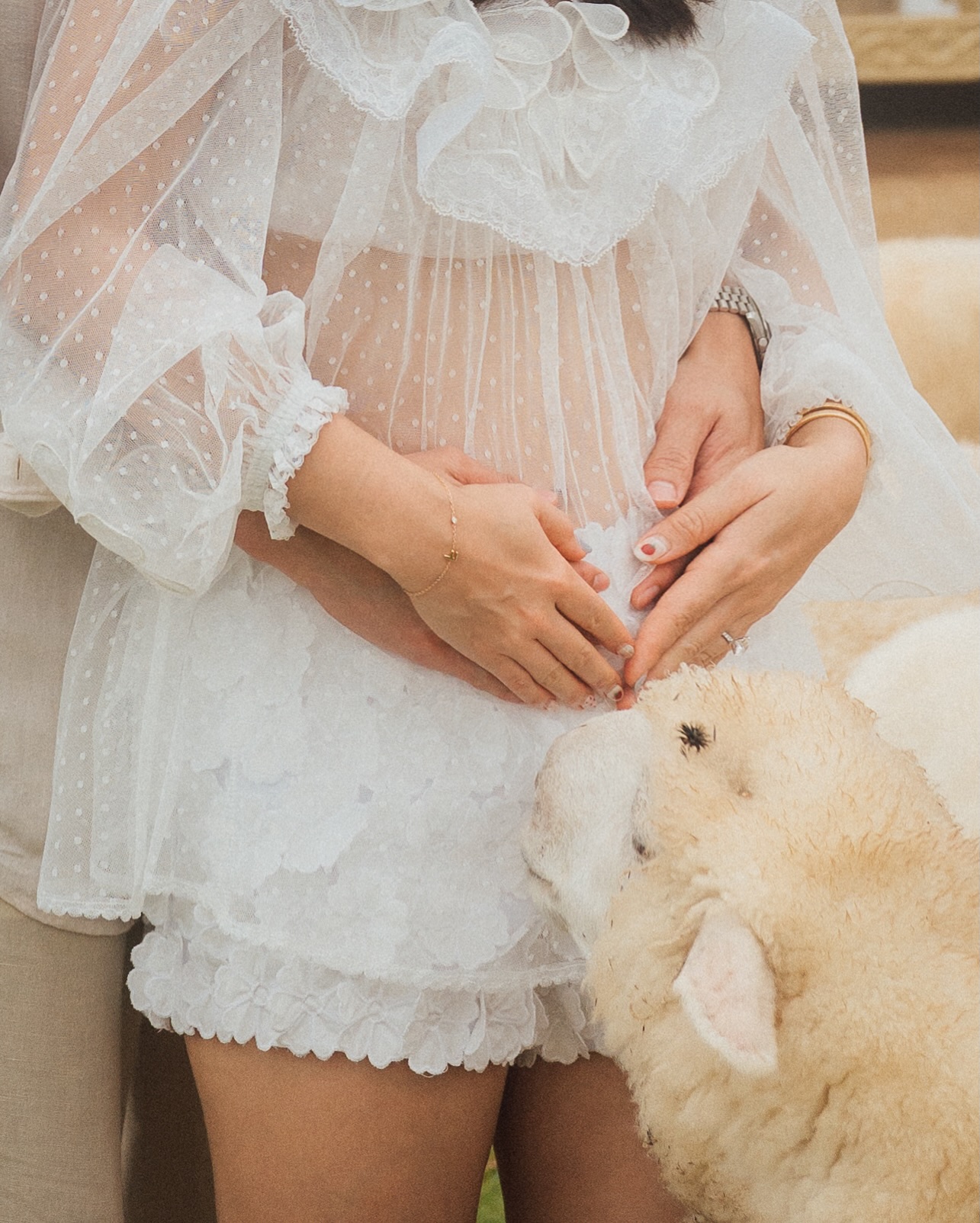 เจมส์ จิรายุ - โฟม เบ็ญจมาส