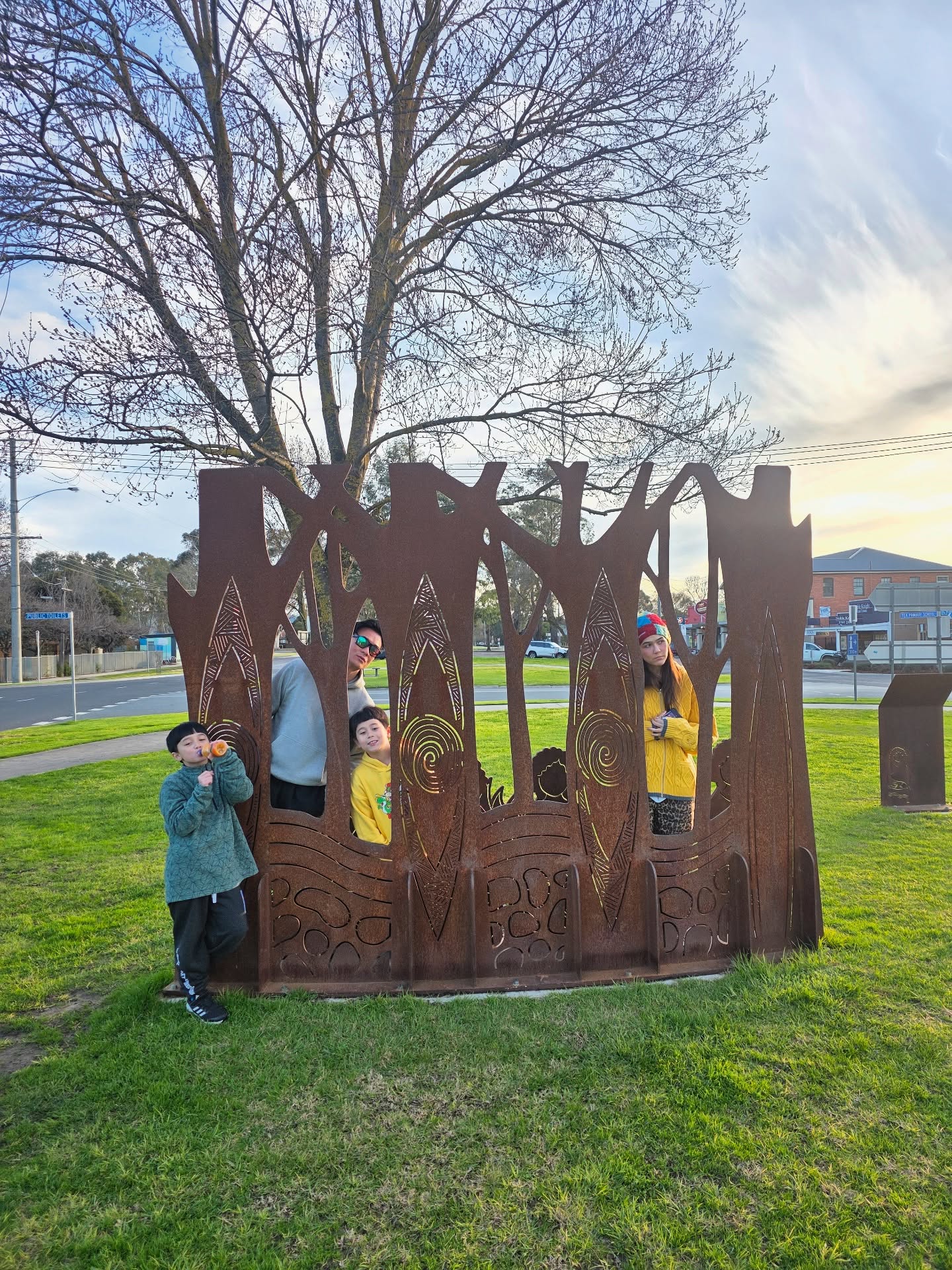 ชมพู่ น็อต