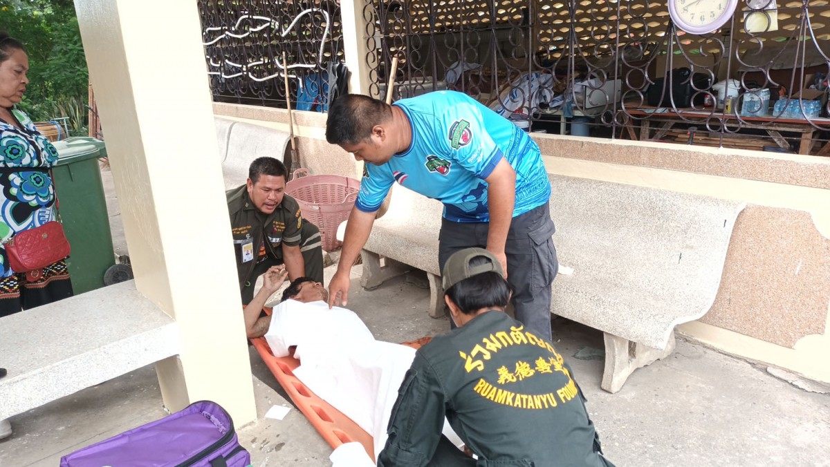 หนุ่มวัย 33 ฉีดแอลกอฮอล์ล้างมือก่อนจุดไฟจะดูดบุหรี่ ไฟลุกติดตามตัวเจ็บ