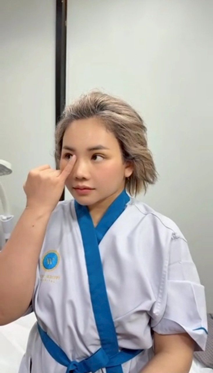 ตั๊กแตน ชลดา