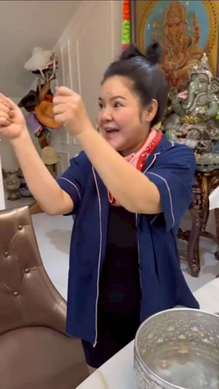 ฮาย อาภาพร