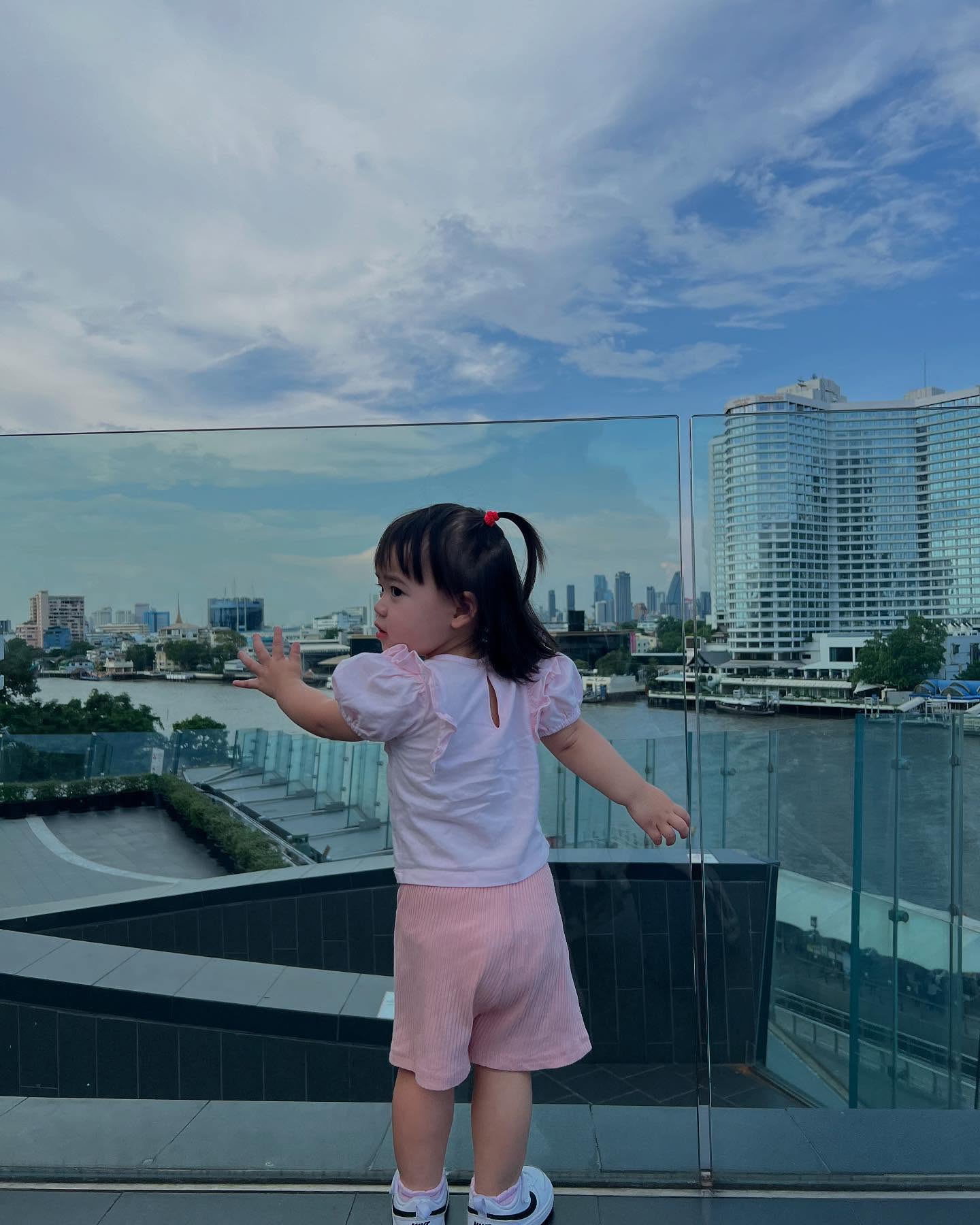 น้องเอลิเซีย