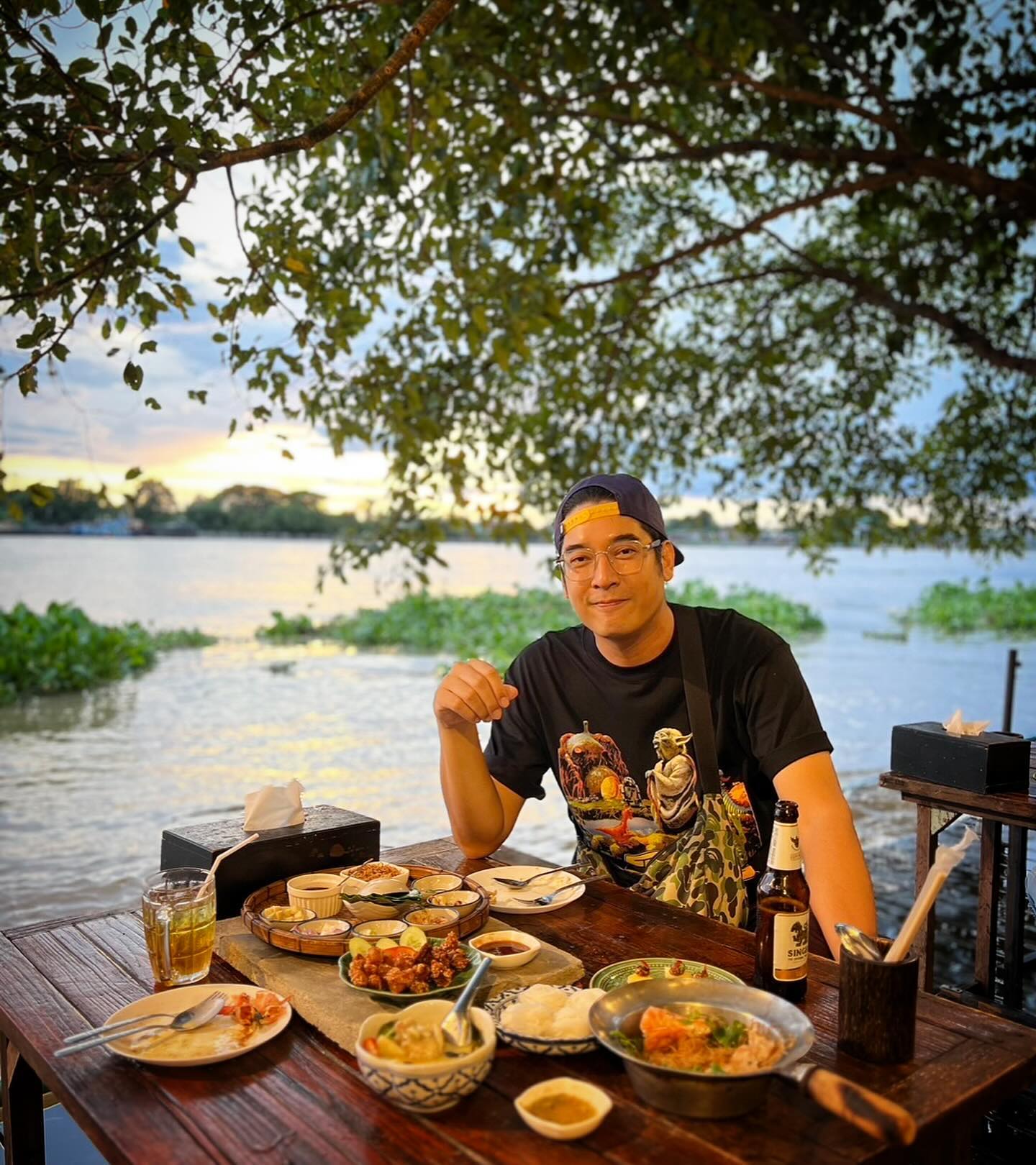 วี วีรภาพ