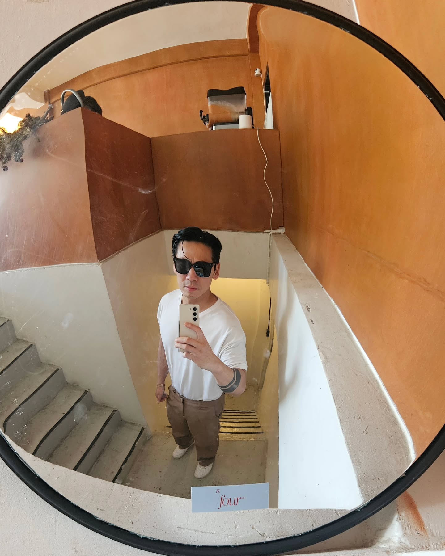 ดีเจเพชรจ้า